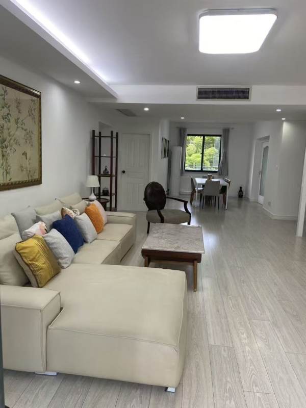 Housing image — Living Room