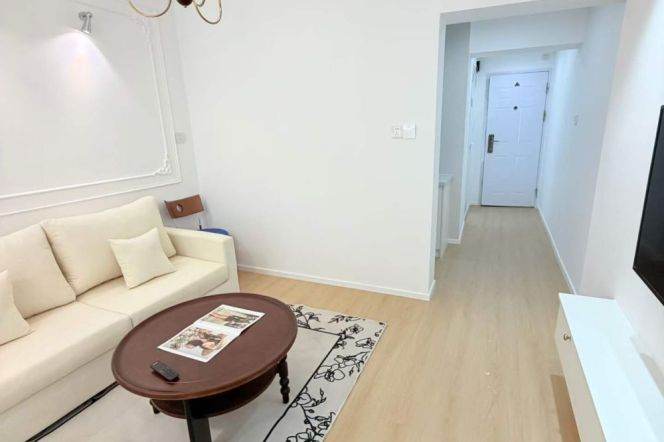 1BR Apartment near Shanghai Jiao Tong University with Terrace (L10/L11)