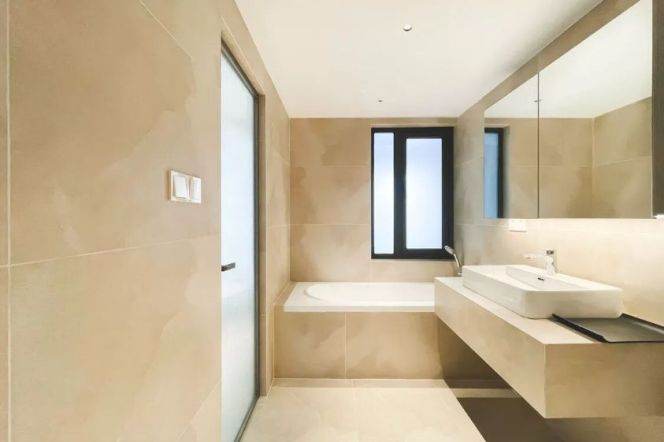 High-Floor Spacious 2BR Apartment in Jing'an (L2/L12/L13)