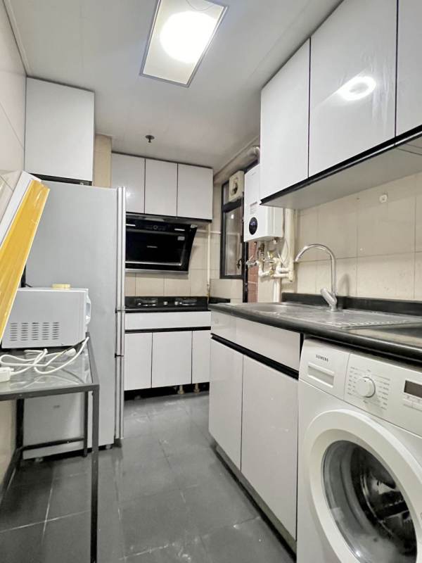 Housing image — Kitchen