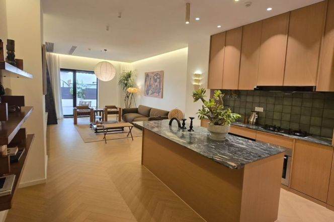 Spacious High-Ceiling 1BR Heritage Apartment near HKRI Taikoo Hui with Floor-to-Ceiling Windows (L2/L12/L13)