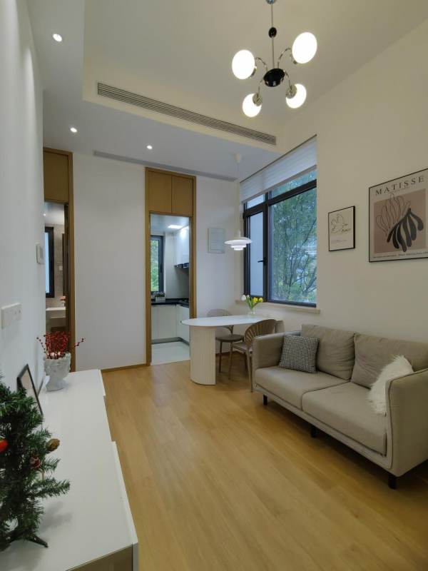 Housing image — Living Room
