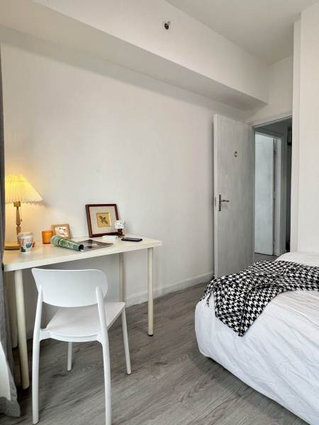 Housing image — Bedroom