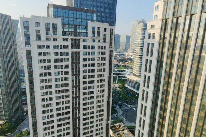 High-Floor 3BR Apartment near Oriental Sports Center Metro (L6/L8/L11)