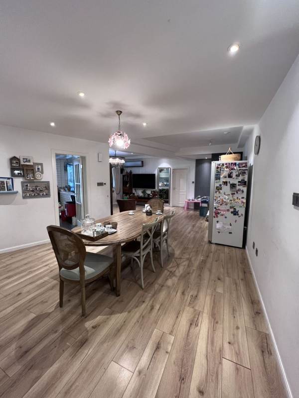 Housing image — Living Room