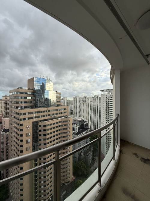 Housing image — Balcony