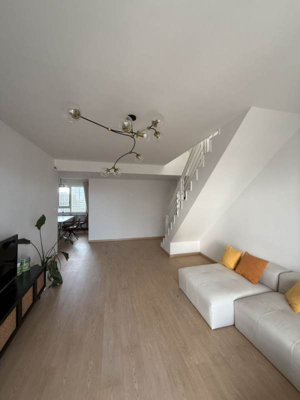 Housing image — Living Room