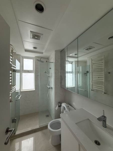 Housing image — Bathroom