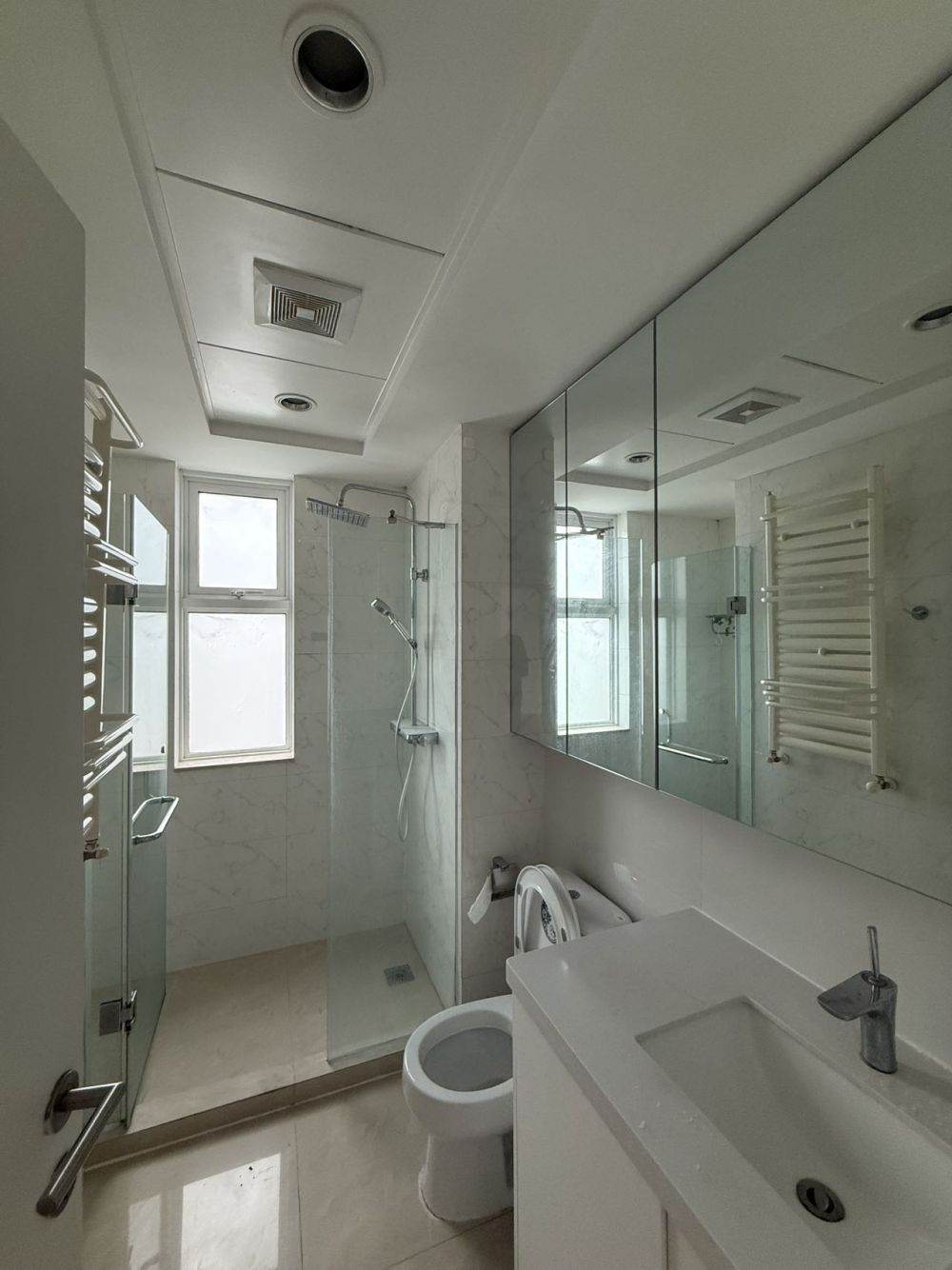 Housing image — Bathroom