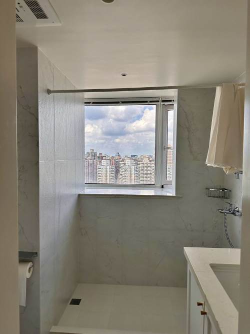 Housing image — Bathroom