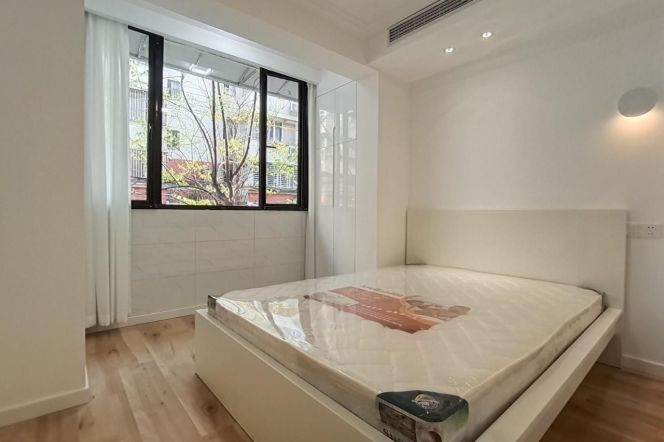 1BR Apartment near Zhongshan Park (L2/L3/L4)
