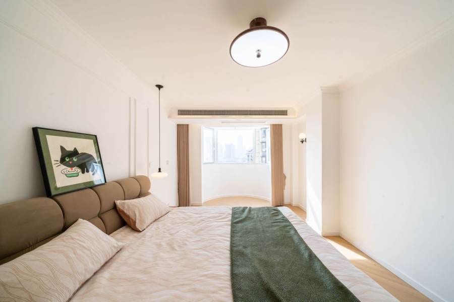 Housing image — Bedroom