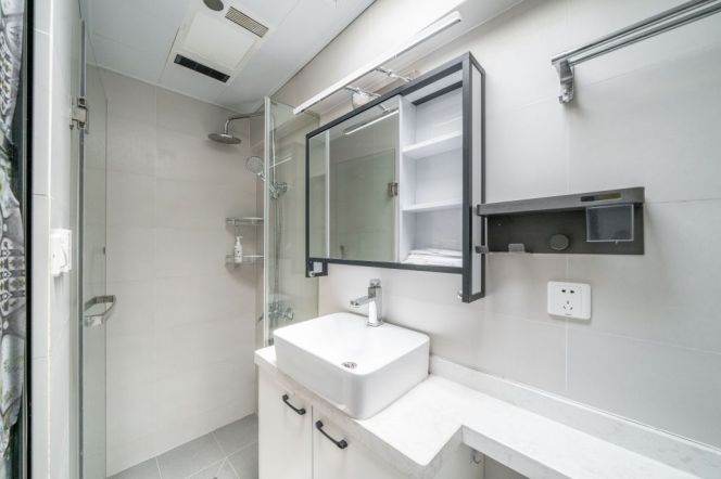 3BR Lane House in Old Xuhui with Terrace (L1/L10)