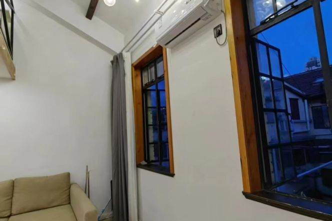 Historic High-Ceiling 1BR Lane House in Old Xuhui (L2/L7/L14)