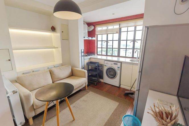 1BR Apartment in Old Xuhui (L1/L10)