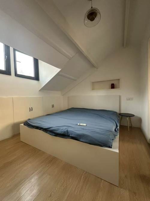 Housing image — Bedroom