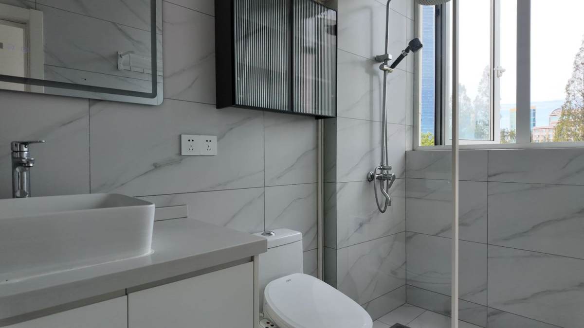 Housing image — Bathroom