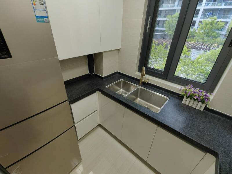 Housing image — Kitchen