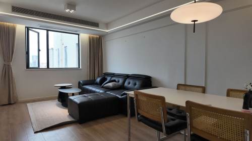 Housing image — Living Room