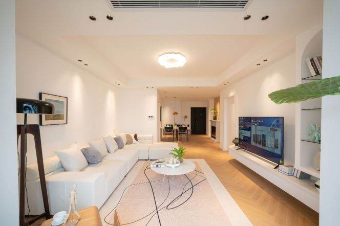 High-Floor 2BR Apartment near Luban Rd Metro (L4)