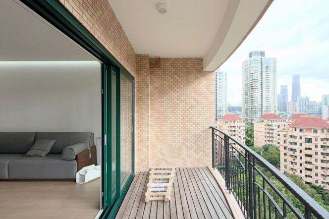 Spacious 3BR Apartment near Shangcheng Rd Metro with River View