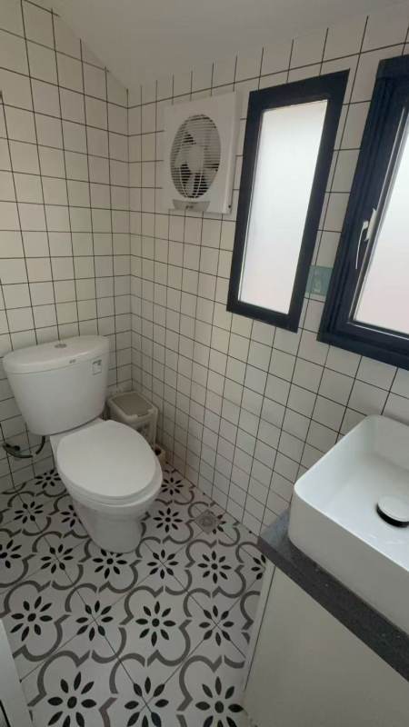 Housing image — Bathroom