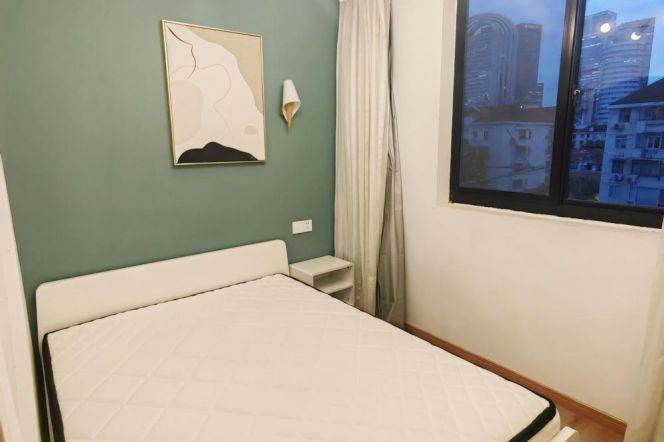 1BR Apartment in Jing'an
