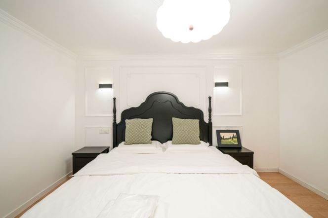 3BR Lane House in Old Xuhui with Terrace (L1/L10)
