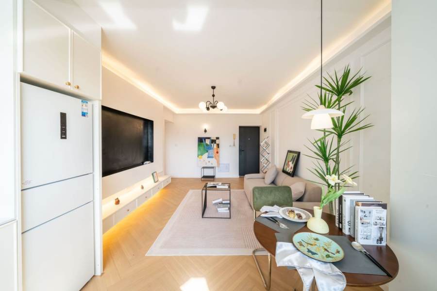 Housing image — Living Room