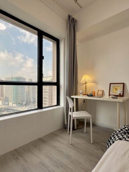 Housing image — Bedroom