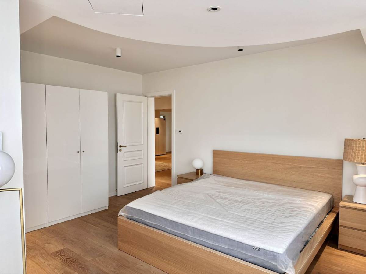 Housing image — Bedroom