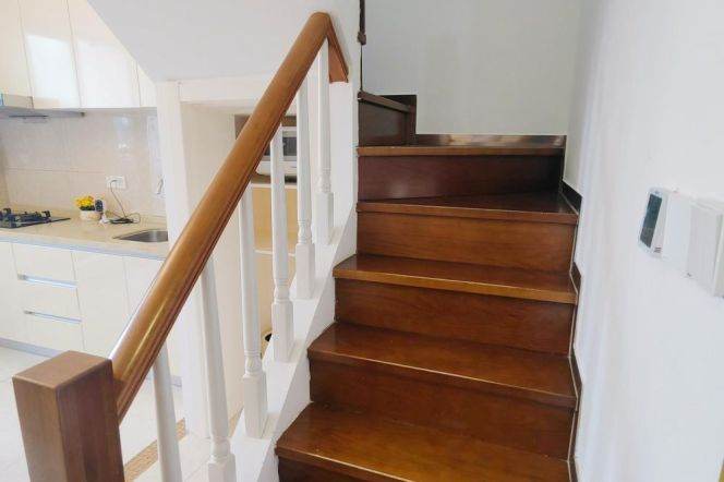 High-Floor 3BR Apartment near Oriental Sports Center Metro (L6/L8/L11)