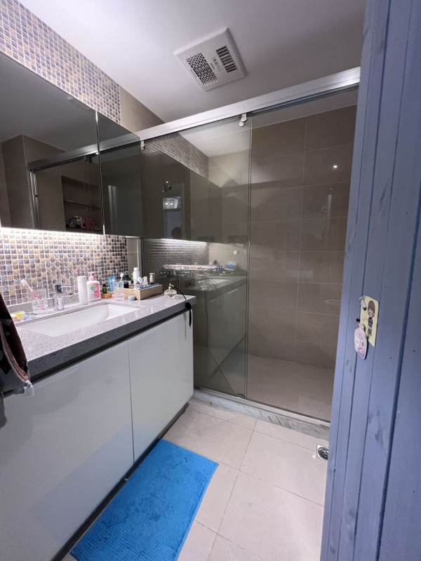 Housing image — Bathroom