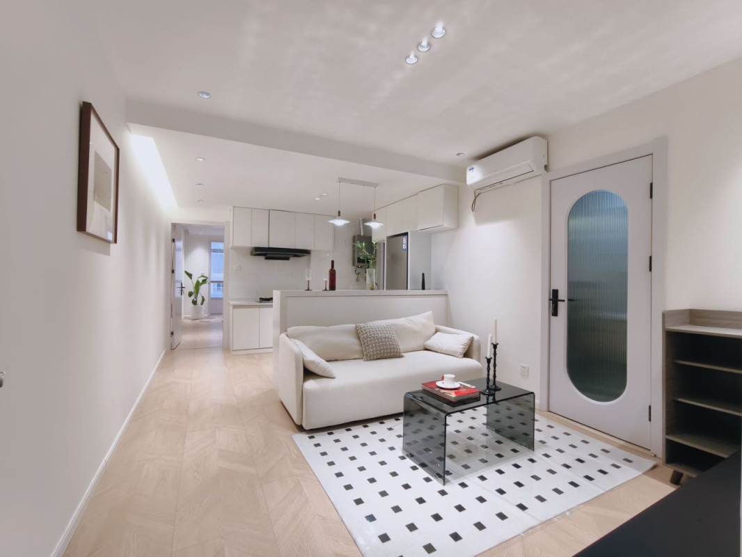 Housing image — Living Room