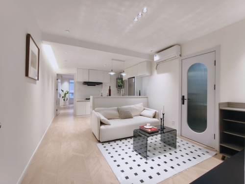 Housing image — Living Room