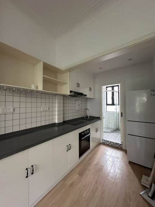 Housing image — Kitchen