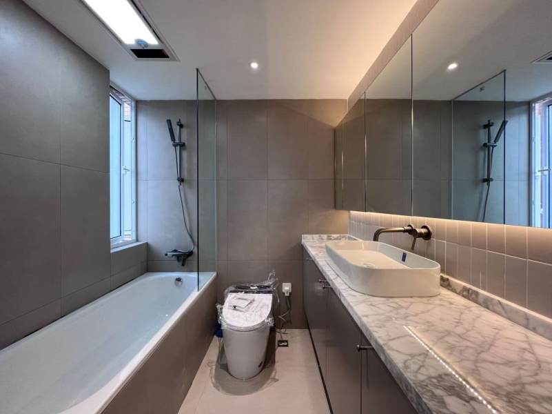 Housing image — Bathroom