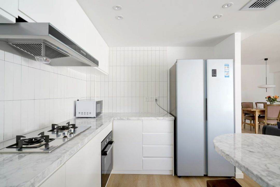 Housing image — Kitchen