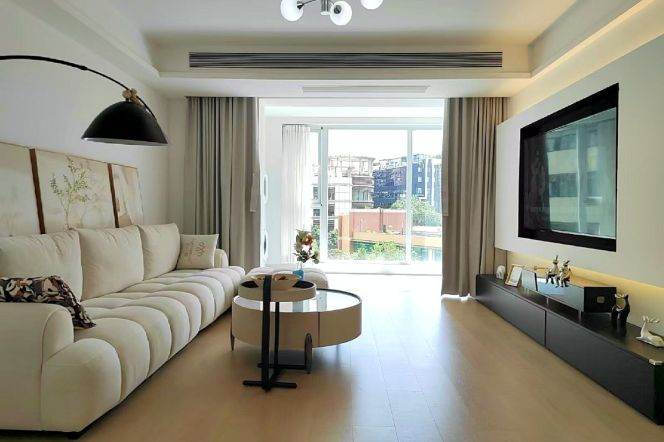 2BR Apartment near Zhongshan Park (L2/L3/L4)