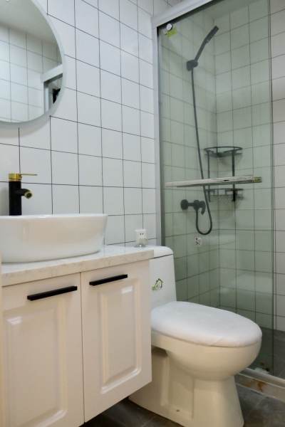 Housing image — Bathroom