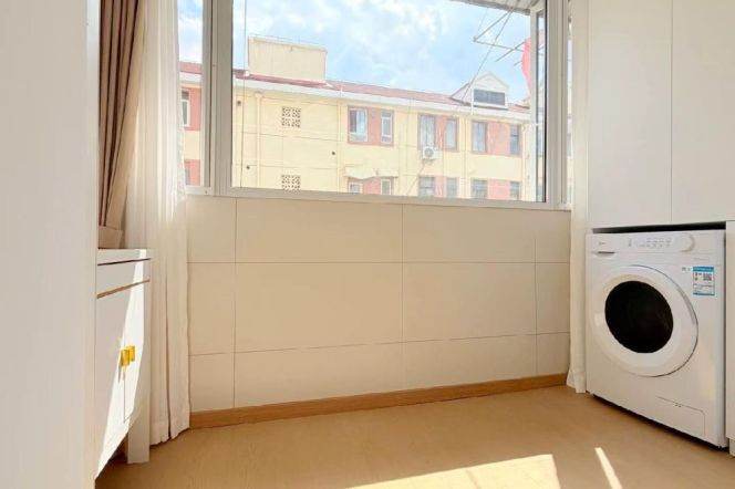 1BR Apartment near Zhongshan Park
