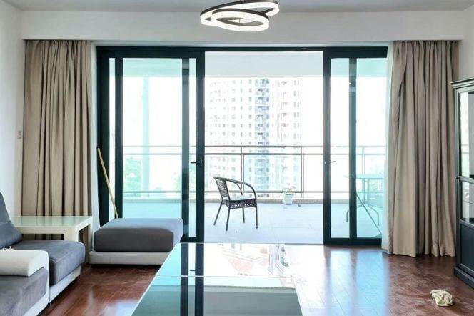 4BR Apartment in Gubei