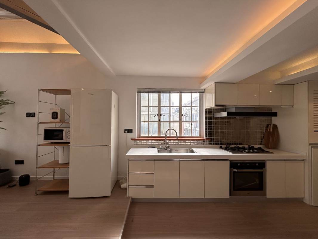 Housing image — Kitchen