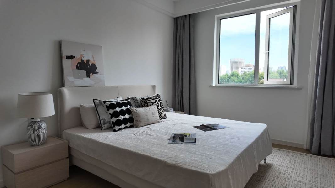 Housing image — Bedroom