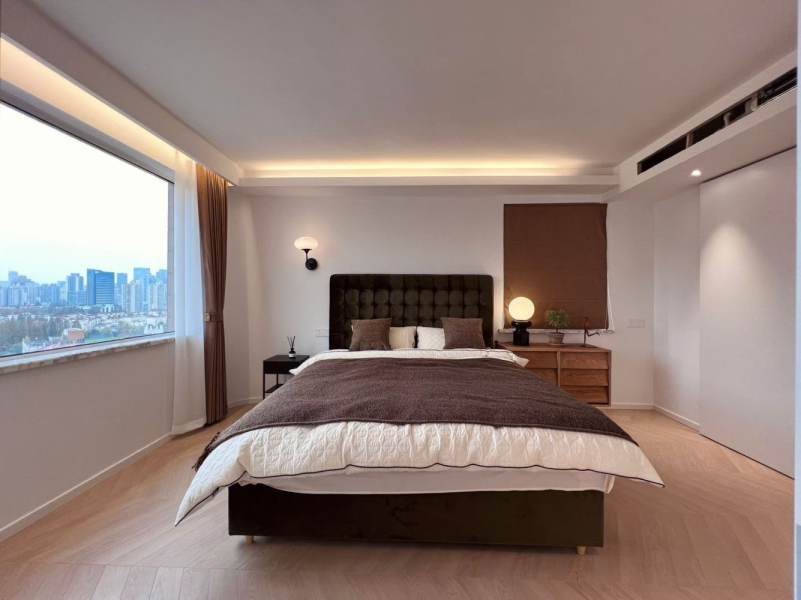 Housing image — Bedroom
