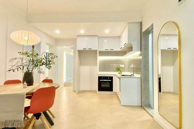 2BR Apartment in Xujiahui