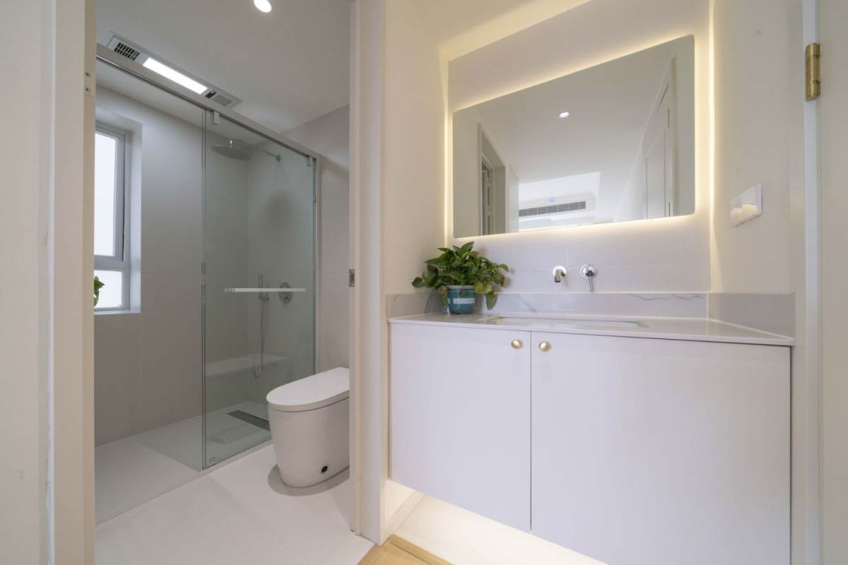 Housing image — Bathroom
