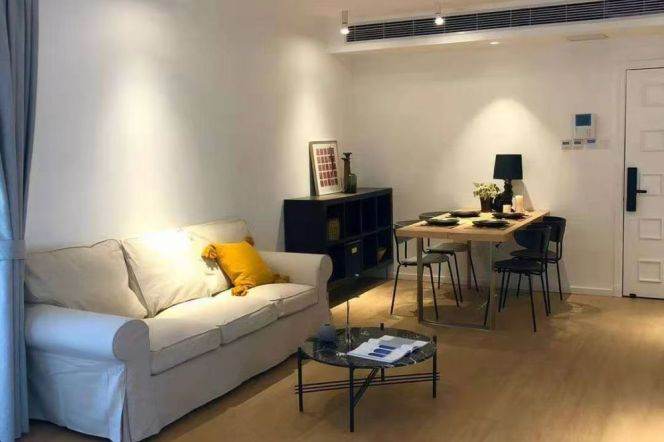 3BR Apartment near Shanghai Jiao Tong University with Outstanding View (L10/L11)