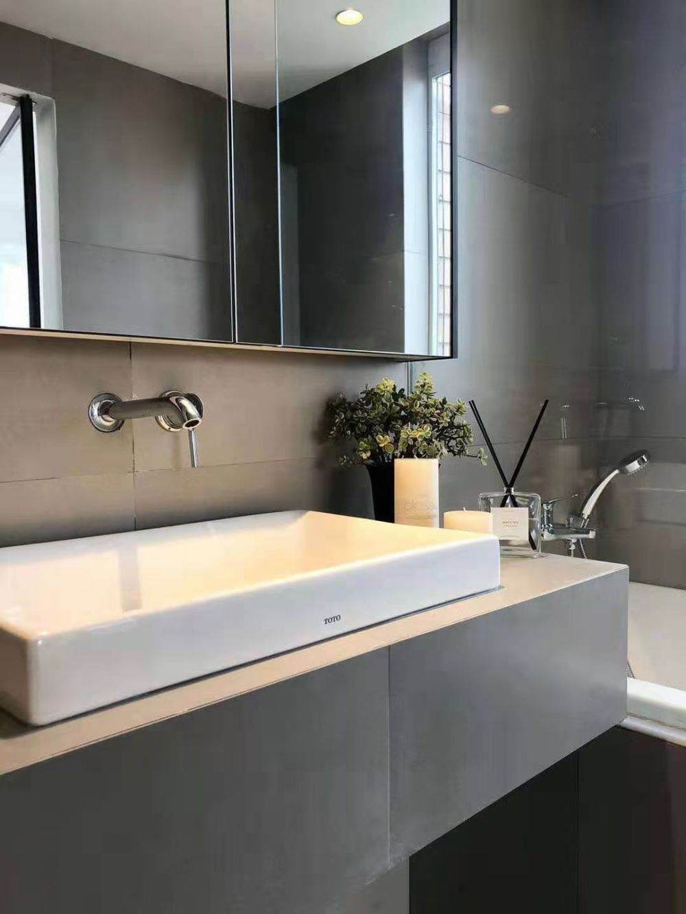 Housing image — Bathroom
