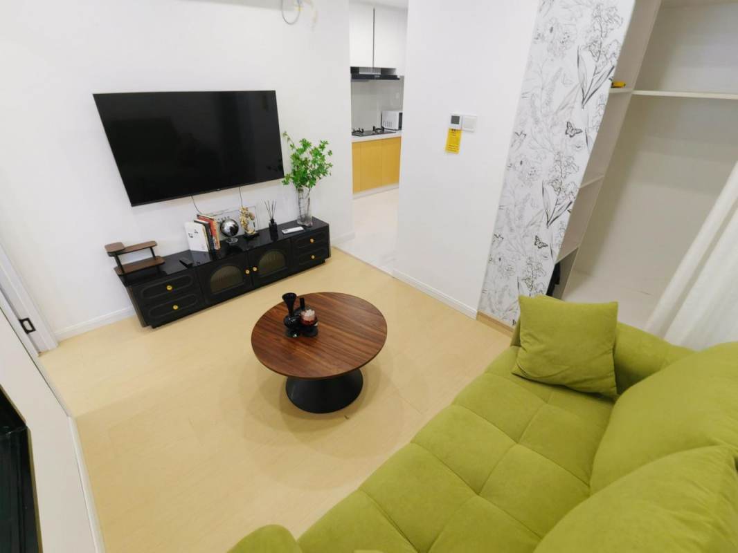 Housing image — Living Room